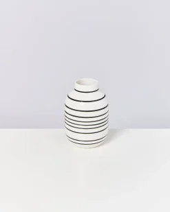 Nuno vase M - black & white striped